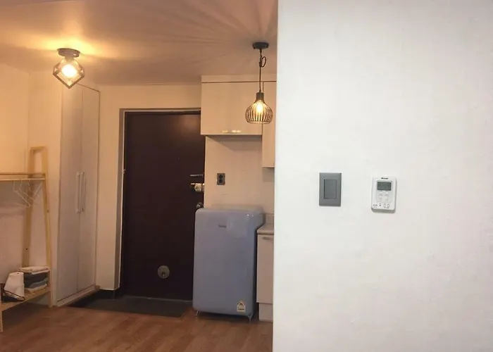 Nana House 2*
