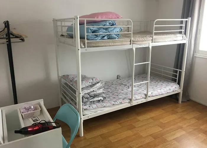 Nana House 2*